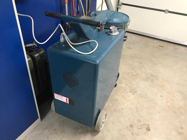Wirbel industriële stofafzuiger met ergobox energiezuil - afbeelding 13 van  15