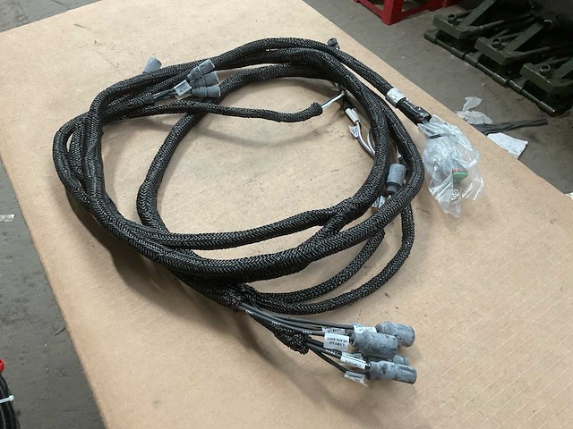 Wiring harness - afbeelding 1 van  3