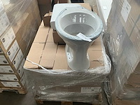 Wisa 130 toilet (15x) - afbeelding 1 van  2