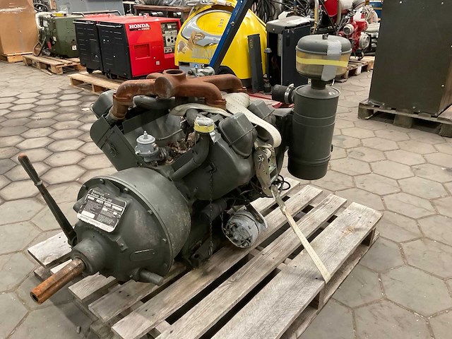 Wisconin benzinemotor - afbeelding 1 van  9