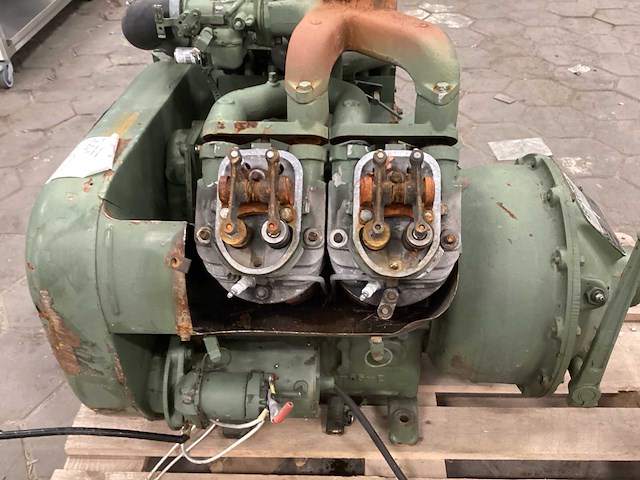 Wisconsin v465d benzinemotor - afbeelding 8 van  9