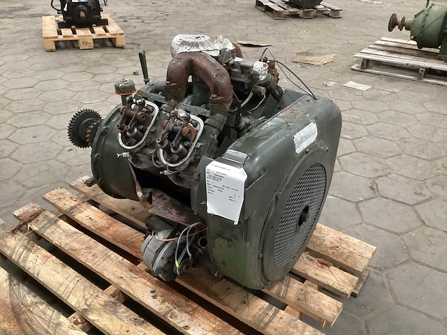 Wisconsin v465d benzinemotor - afbeelding 7 van  10