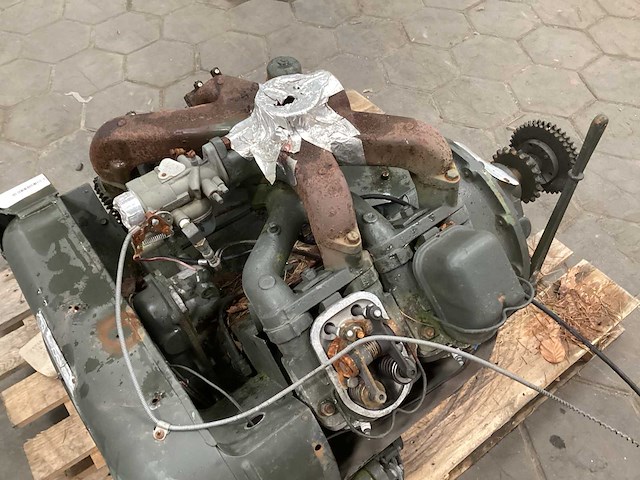 Wisconsin v465d benzinemotor - afbeelding 3 van  10