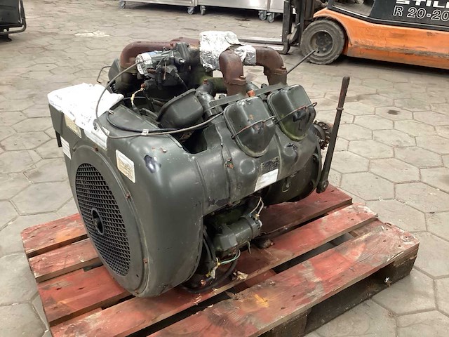 Wisconsin v465d benzinemotor - afbeelding 8 van  8