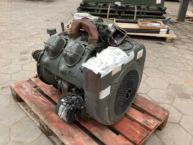 Wisconsin v465d benzinemotor - afbeelding 6 van  8