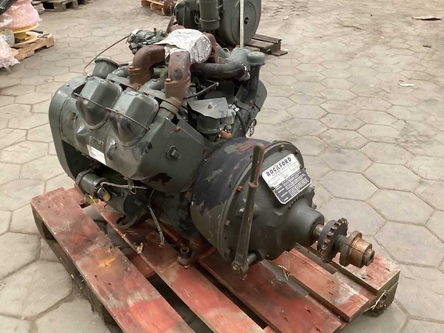 Wisconsin v465d benzinemotor - afbeelding 1 van  8