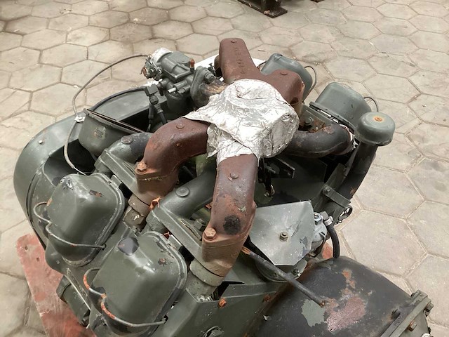 Wisconsin v465d benzinemotor - afbeelding 2 van  8