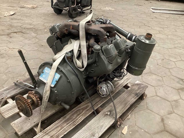 Wisconsin v465d benzinemotor - afbeelding 2 van  8