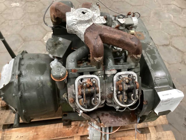 Wisconsin v465d benzinemotor - afbeelding 8 van  10