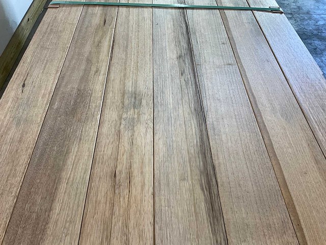 Wit afrikaans eikenhouten plank fraké met mes- en groef - 270x14,7x2,2 cm (48x) - afbeelding 4 van  5