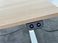 Wit/ eiken elektrische zit-sta bureau - afbeelding 6 van  9