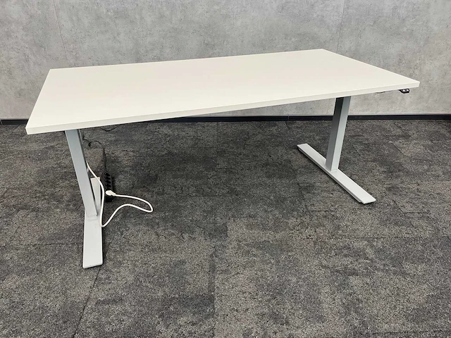Wit elektrisch zit-sta bureau 160x80 - afbeelding 4 van  10