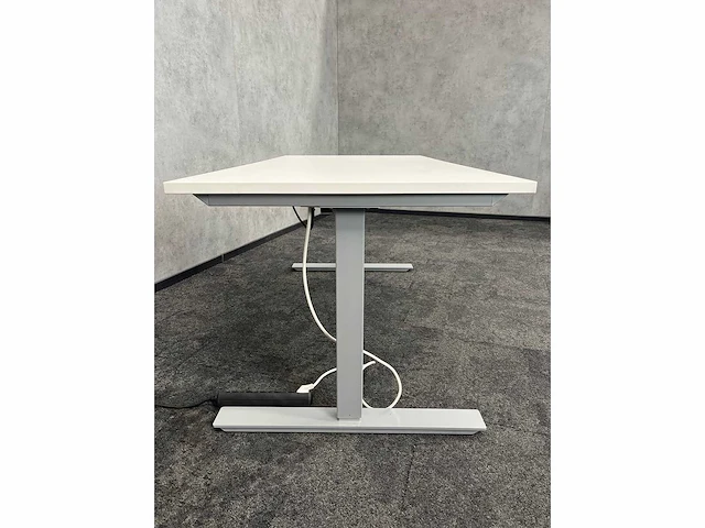 Wit elektrisch zit-sta bureau 160x80 - afbeelding 7 van  10