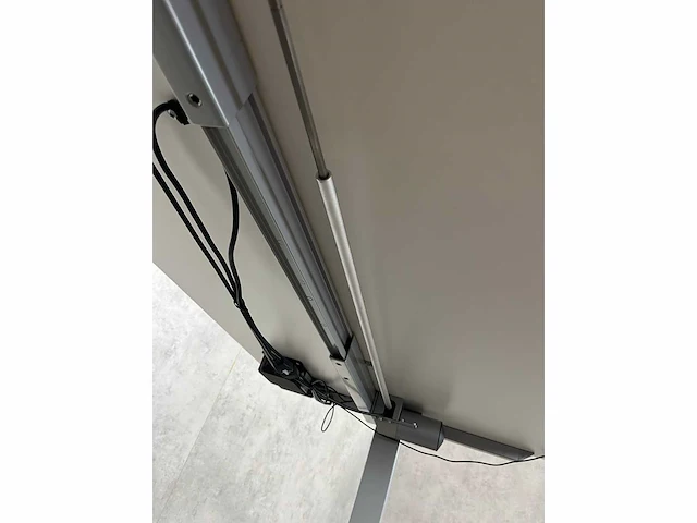 Wit elektrisch zit-sta bureau 160x80 - afbeelding 10 van  10