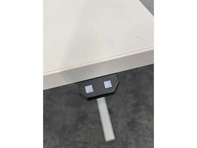 Wit elektrisch zit-sta bureau 160x80 - afbeelding 5 van  10
