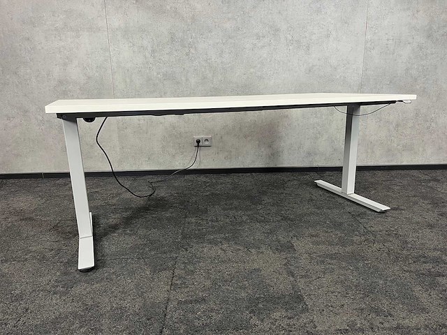 Wit elektrisch zit-sta bureau 180x80 - afbeelding 1 van  6