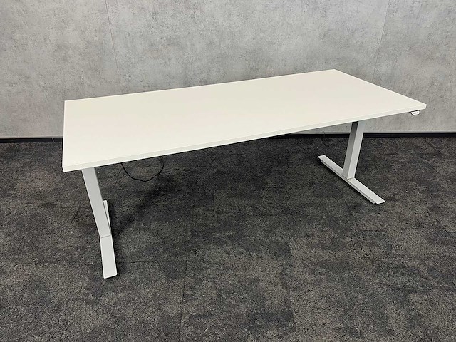 Wit elektrisch zit-sta bureau 180x80 - afbeelding 2 van  6