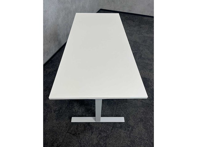Wit elektrisch zit-sta bureau 180x80 - afbeelding 9 van  11