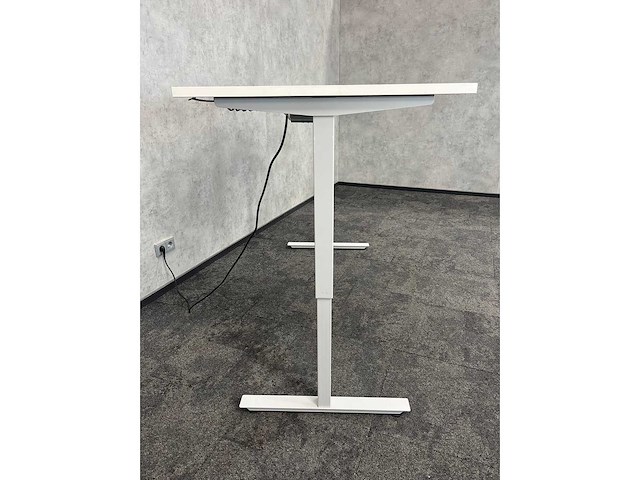 Wit elektrisch zit-sta bureau 180x80 - afbeelding 10 van  11