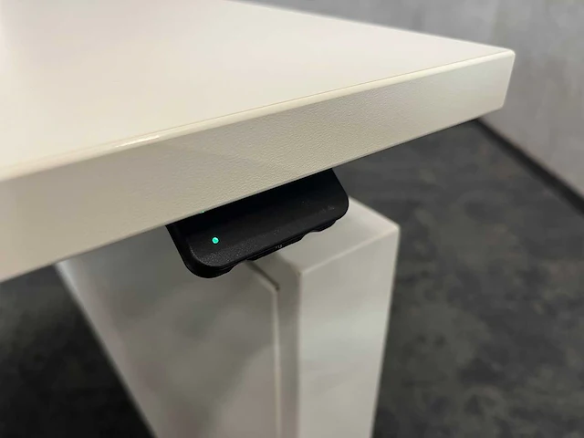 Wit elektrische zit-sta duo bureau 160x77 - afbeelding 14 van  17