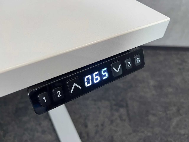 Wit/ grijs elektrische zit-sta bureau 160x80 - afbeelding 10 van  10