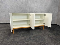 Wit houten dressoir 140x42 - afbeelding 3 van  8