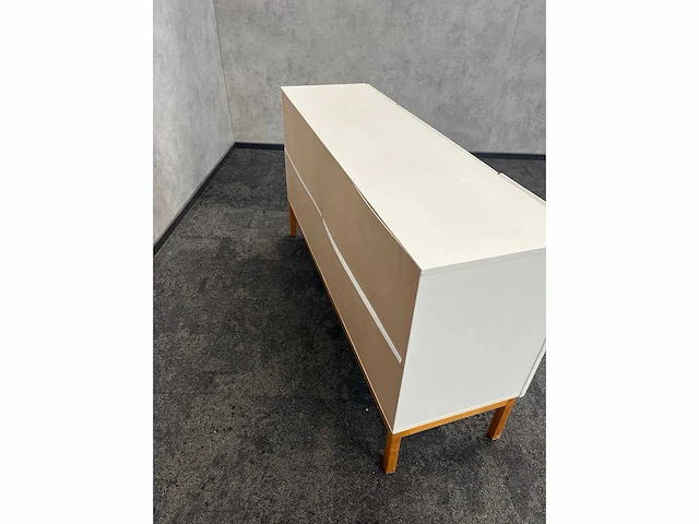 Wit houten dressoir 140x42 - afbeelding 8 van  8