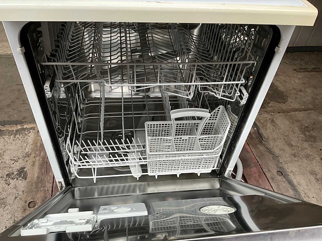 Witgoed - afbeelding 4 van  6