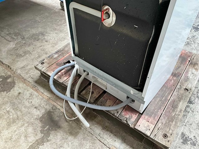 Witgoed - afbeelding 5 van  6