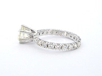 Witgouden alliance ring in solitaire zetting met natuurlijke diamanten van 2.75 carat totaal - afbeelding 9 van  10