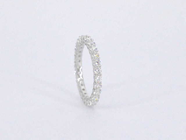 Witgouden alliance ring met briljant geslepen diamant - afbeelding 10 van  10