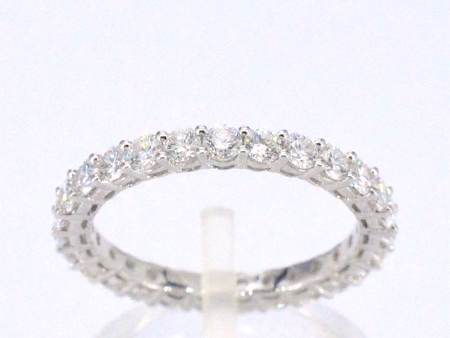 Witgouden alliance ring met briljant geslepen diamant - afbeelding 1 van  11