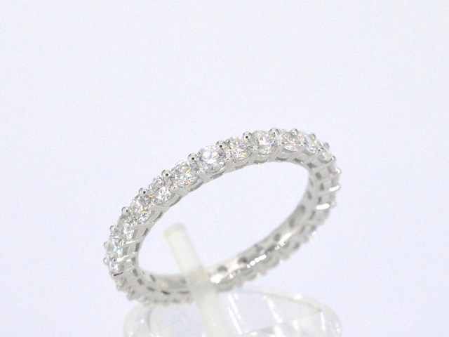 Witgouden alliance ring met briljant geslepen diamant - afbeelding 7 van  11