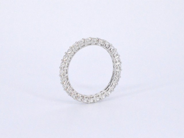 Witgouden alliance ring met briljant geslepen diamant - afbeelding 9 van  11