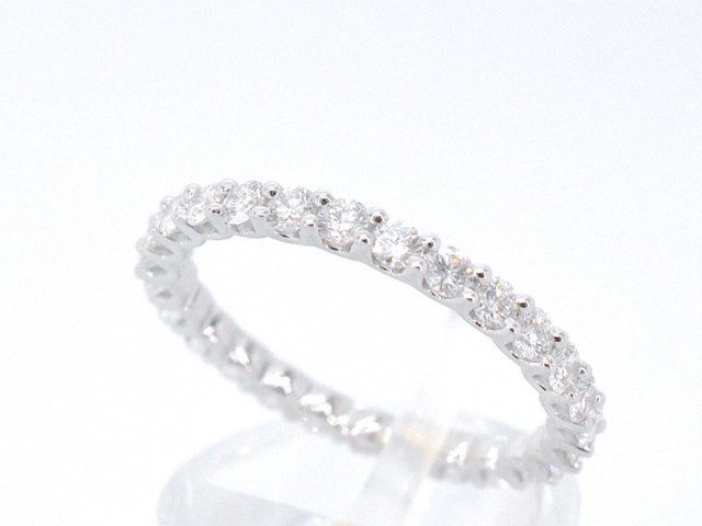 Witgouden alliance ring met briljant geslepen diamant - afbeelding 4 van  10