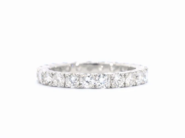 Witgouden alliance ring met briljant geslepen diamant - afbeelding 6 van  9