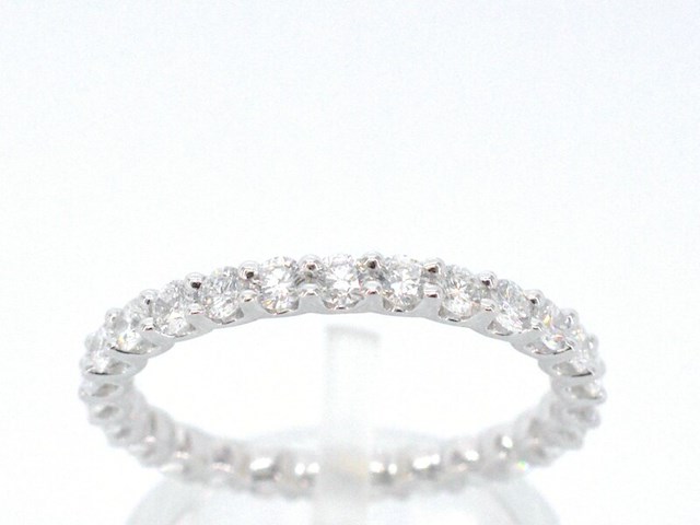 Witgouden alliance ring met briljant geslepen diamant - afbeelding 1 van  10