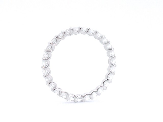 Witgouden alliance ring met briljant geslepen diamant - afbeelding 7 van  10