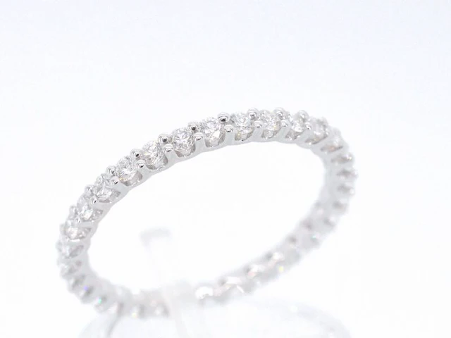 Witgouden alliance ring met briljant geslepen diamant - afbeelding 5 van  10