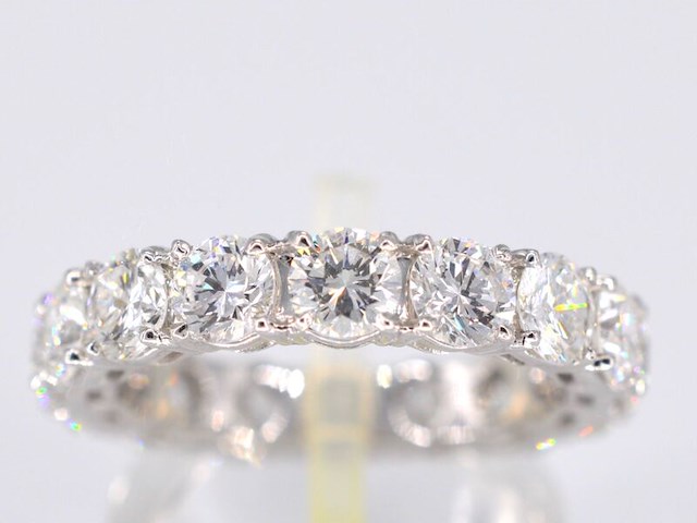 Witgouden alliance ring met diamanten 4.50 carat - afbeelding 1 van  9