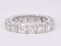 Witgouden alliance ring met diamanten - afbeelding 1 van  11