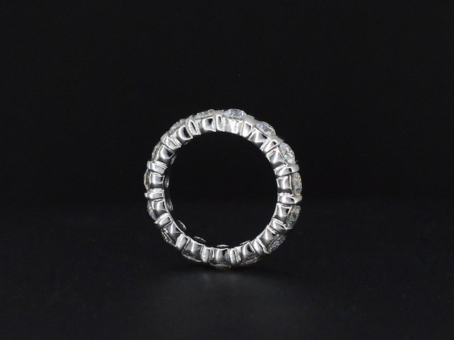 Witgouden alliance ring met diamanten - afbeelding 3 van  6