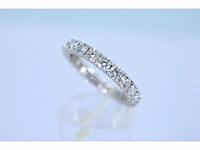 Witgouden alliance ring met diamanten - afbeelding 3 van  7