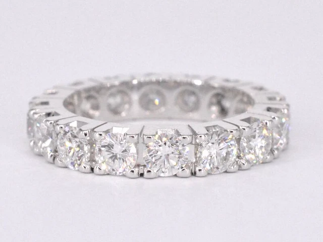 Witgouden alliance ring met diamanten - afbeelding 1 van  11