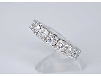 Witgouden alliance ring met grote diamanten - afbeelding 4 van  7