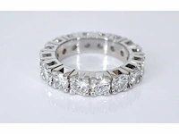 Witgouden alliance ring met grote diamanten - afbeelding 5 van  7