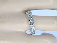 Witgouden alliance ring met natuurlijke diamanten - afbeelding 2 van  9