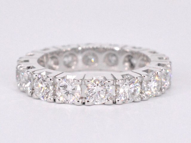 Witgouden alliance ring met natuurlijke diamanten - afbeelding 1 van  11