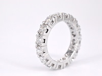 Witgouden alliance ring met natuurlijke diamanten - afbeelding 6 van  11