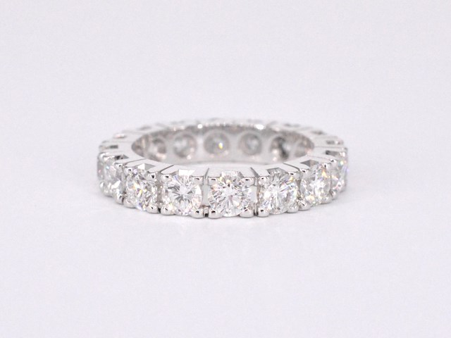 Witgouden alliance ring met natuurlijke diamanten - afbeelding 8 van  11